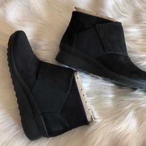 clarks caddell rush wedge bootie